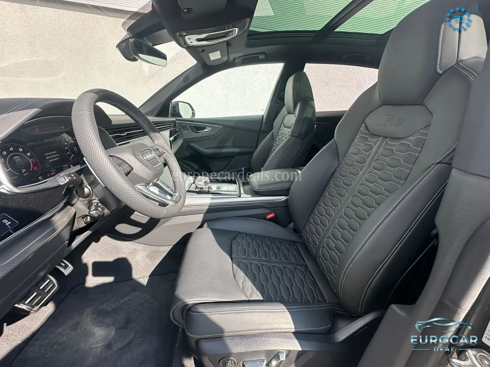 Audi RSQ8