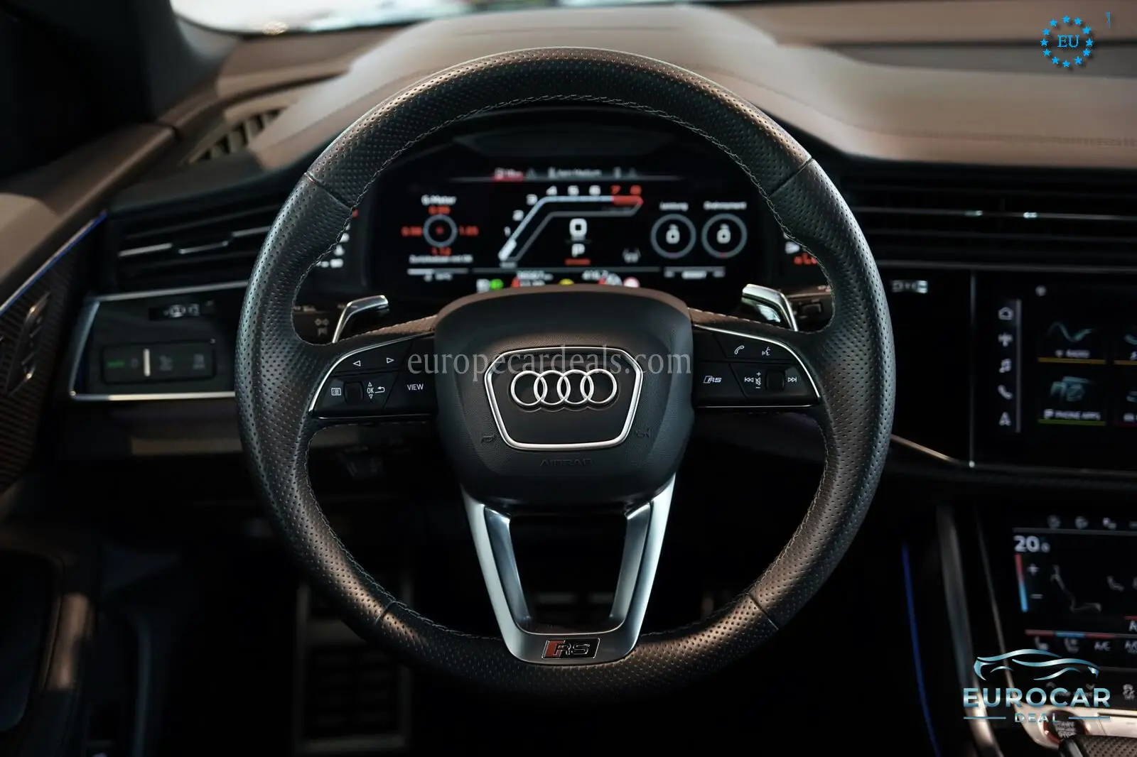 Audi RSQ8