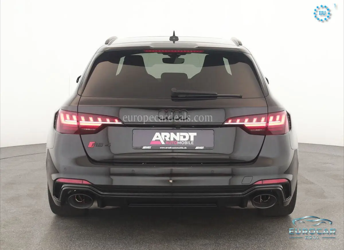 Audi RS4