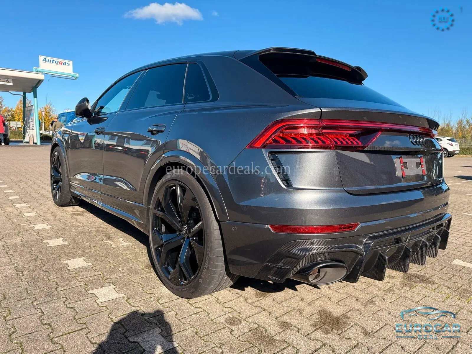 Audi RSQ8