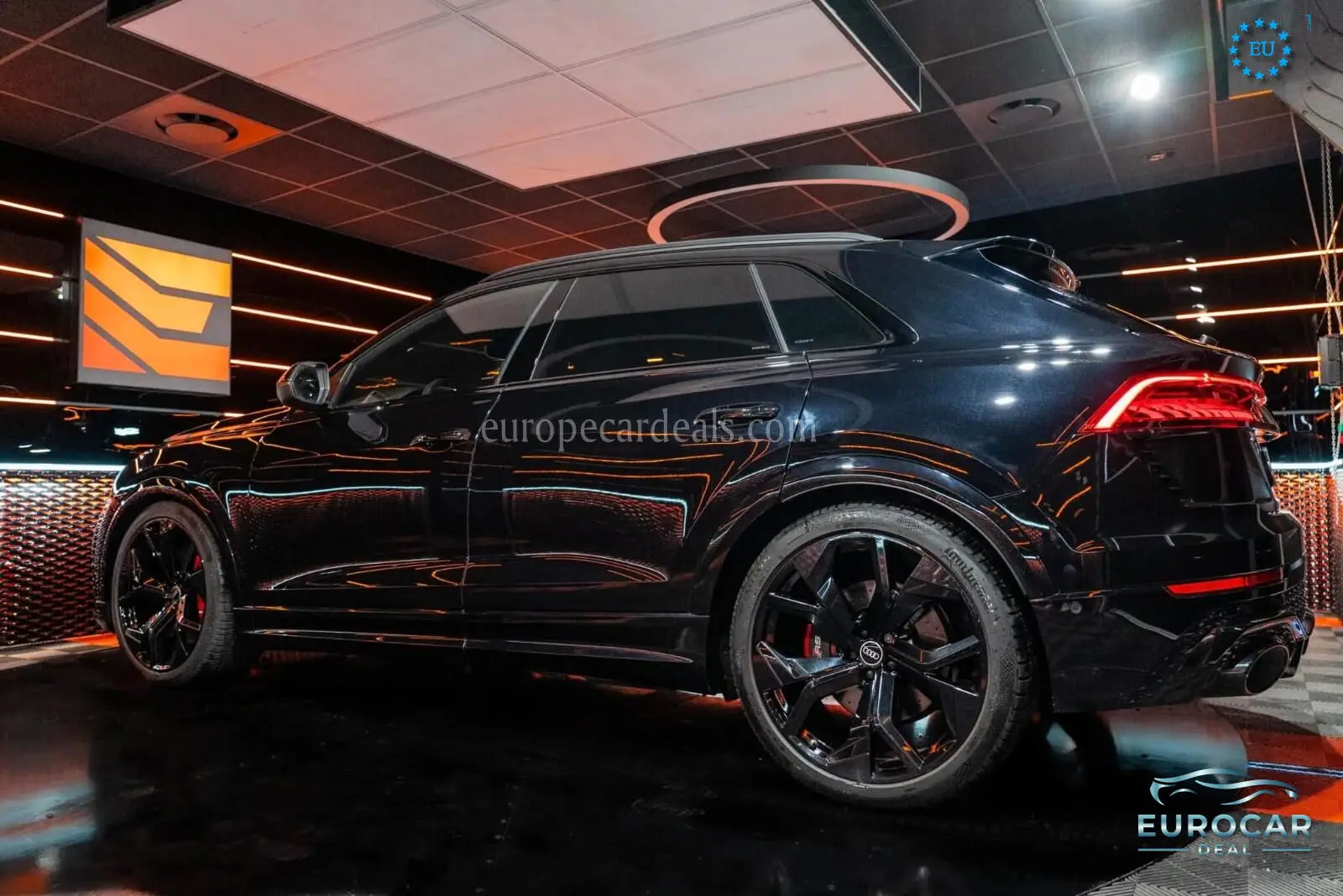 Audi RSQ8
