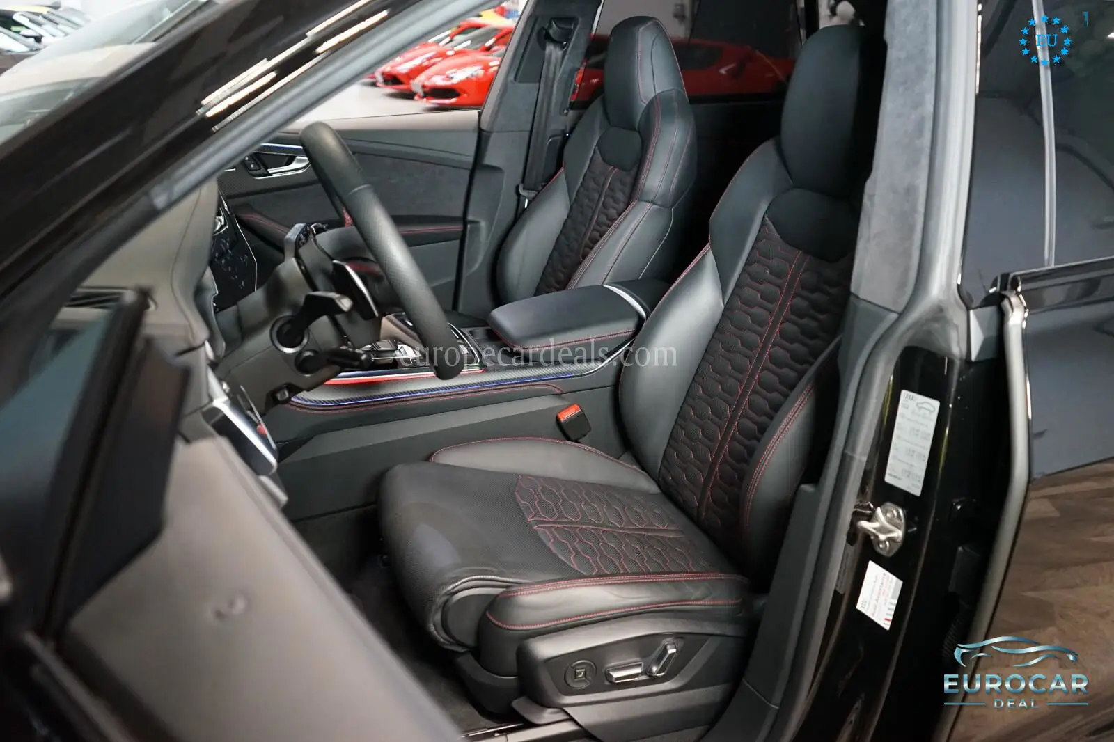 Audi RSQ8