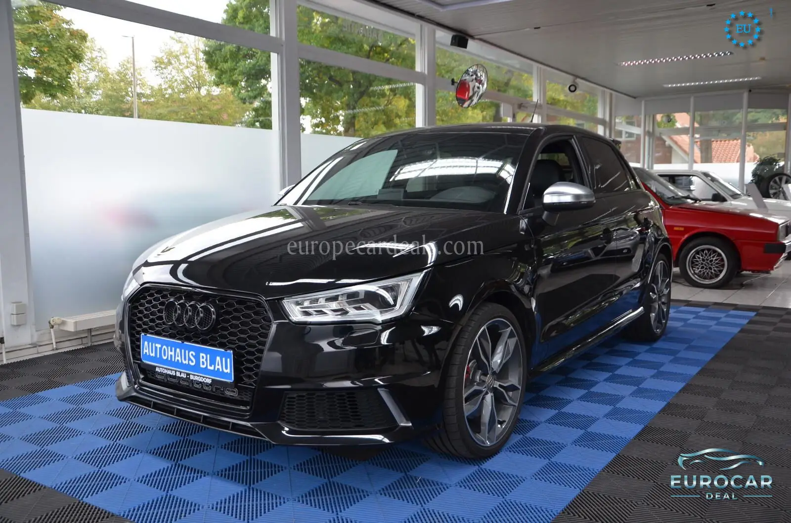 Audi S1