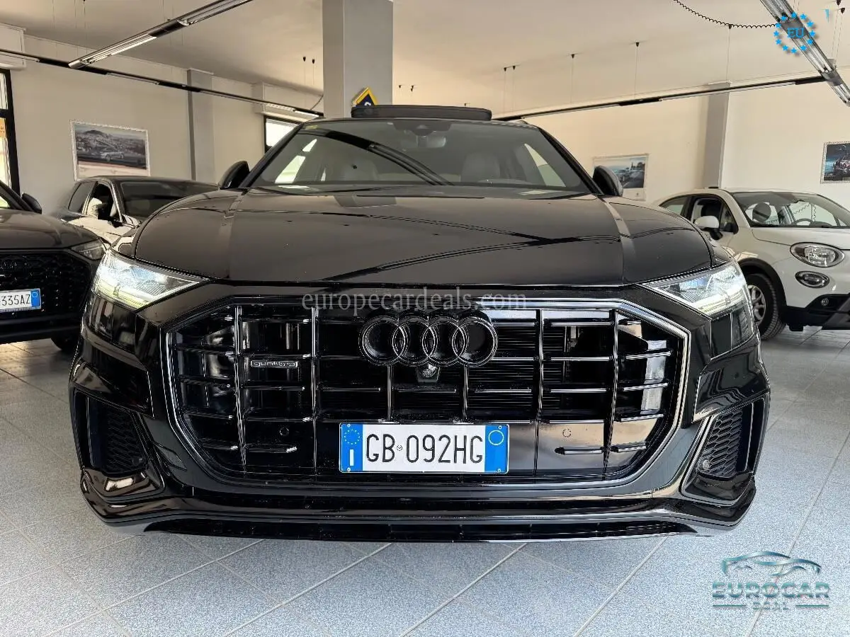 Audi Q8