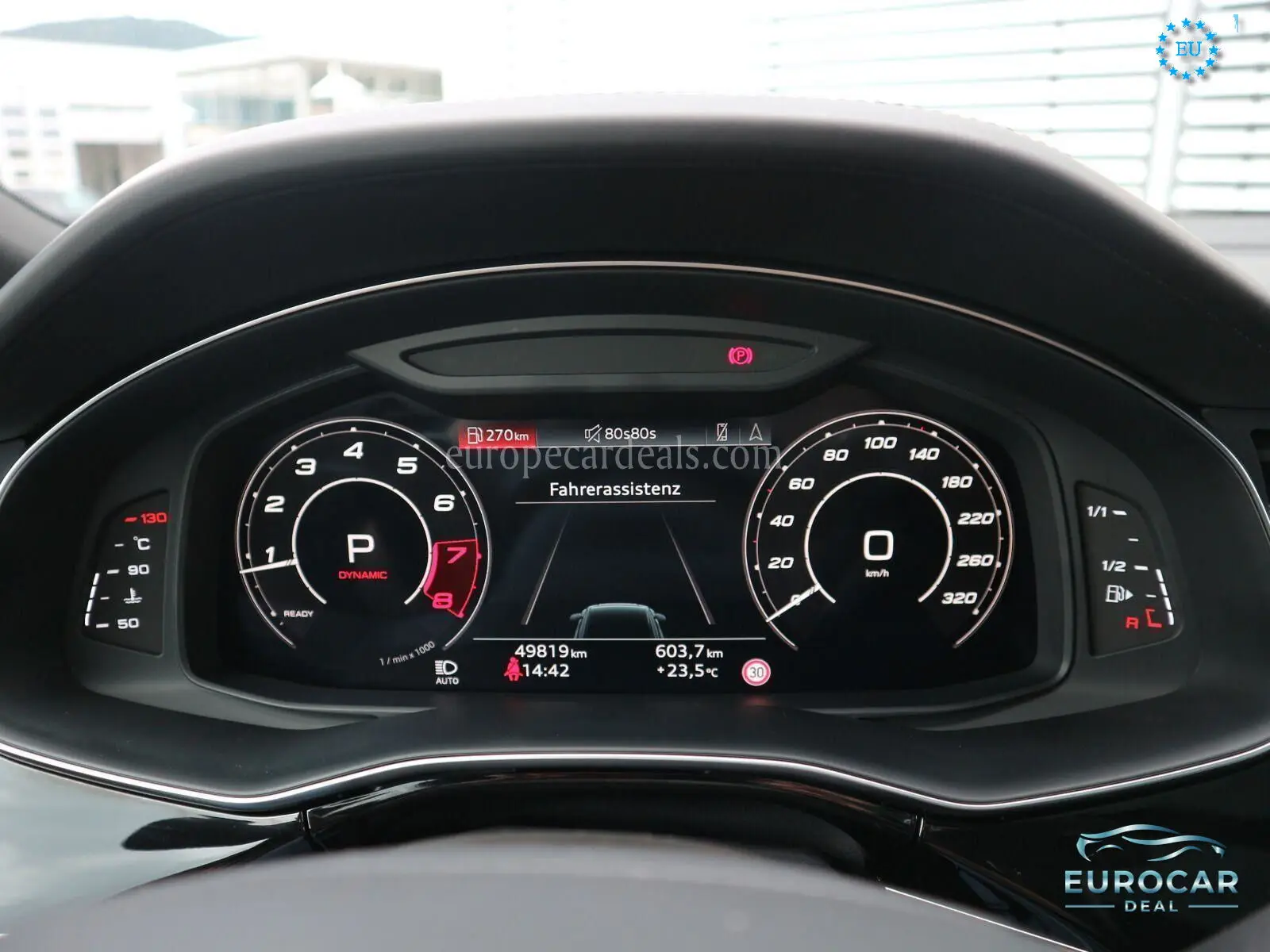 Audi RSQ8