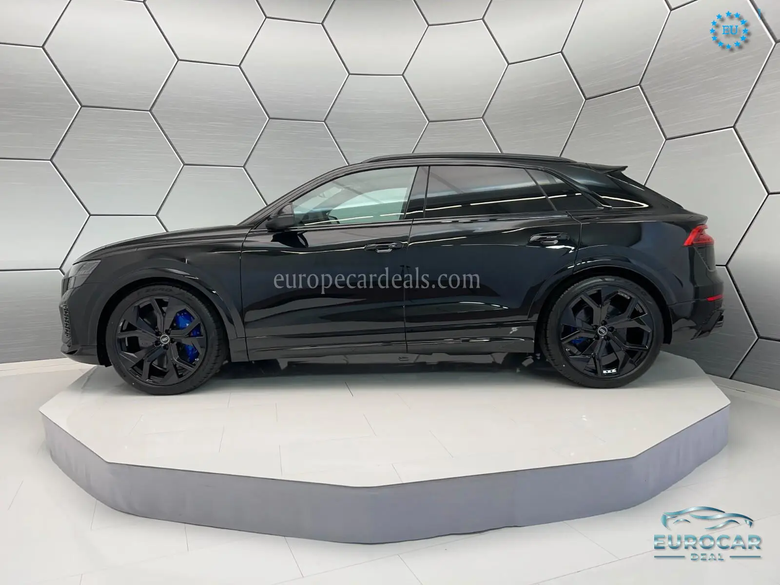Audi RSQ8