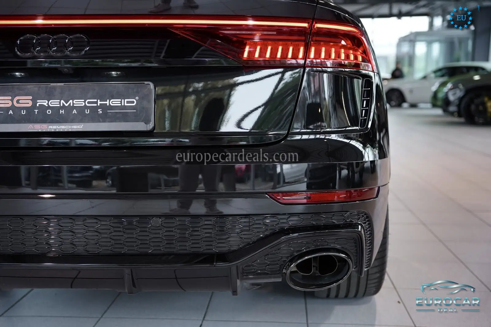 Audi RSQ8