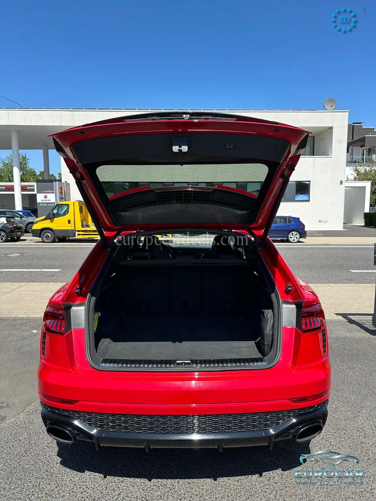 Audi RSQ8