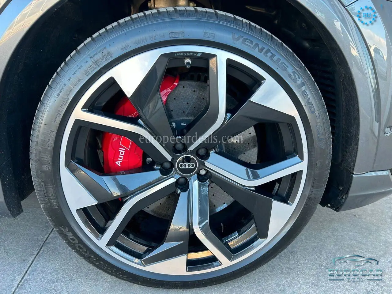 Audi Q8