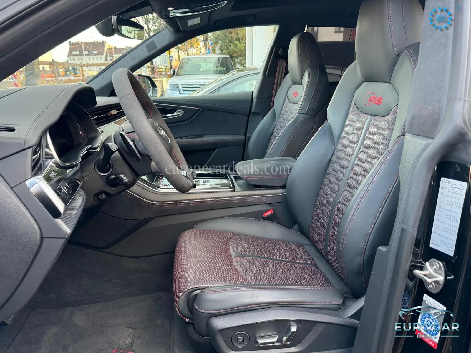 Audi RSQ8