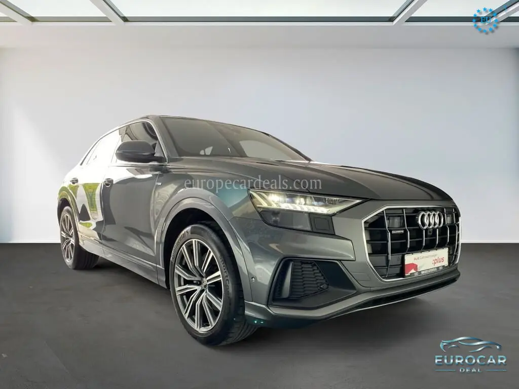 Audi Q8