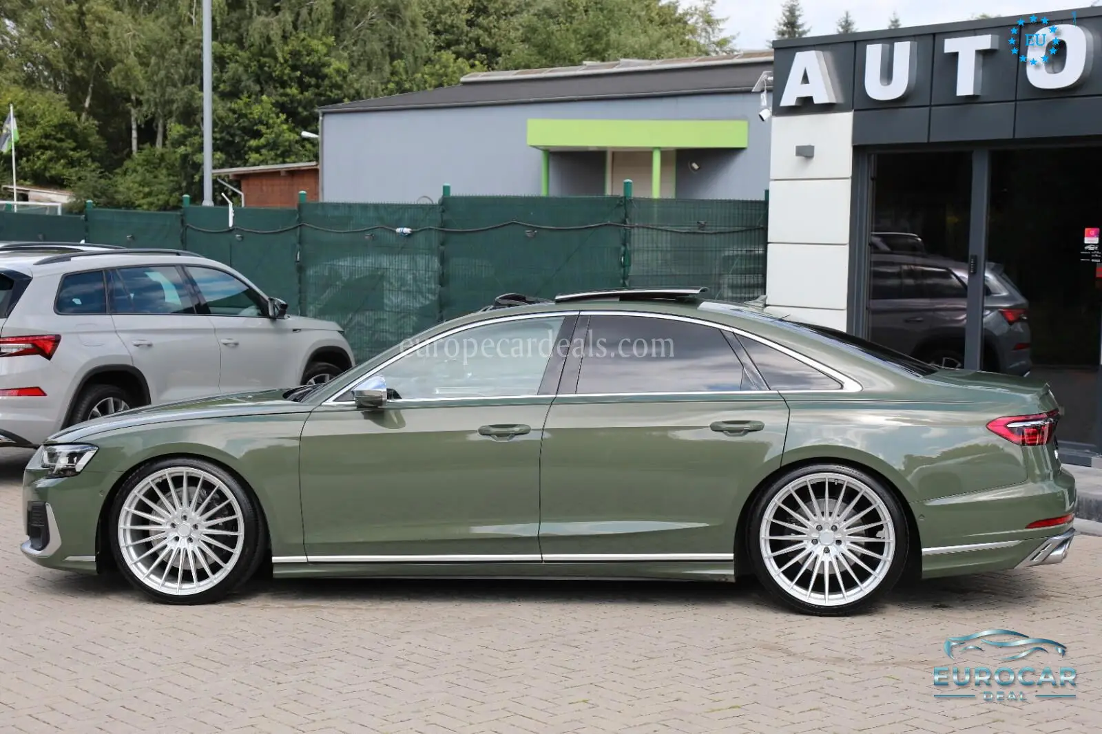 Audi S8