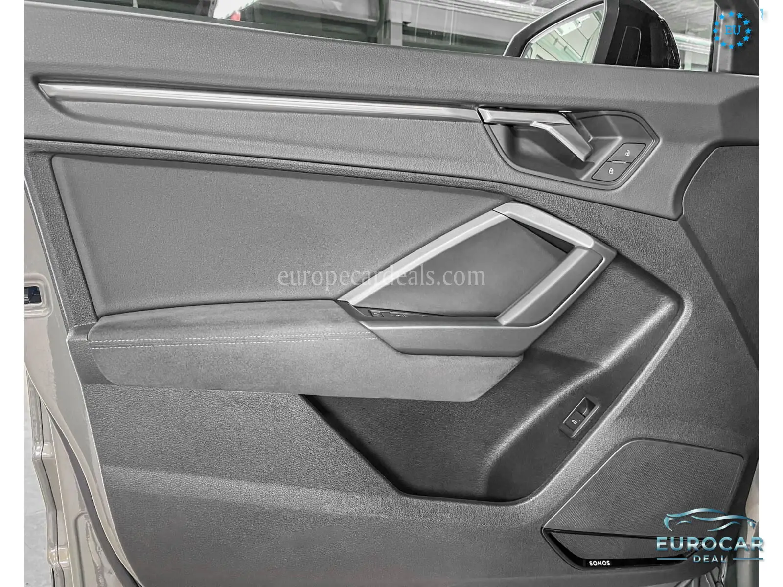 Audi RSQ3