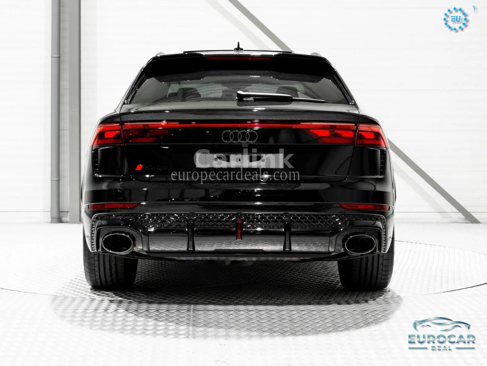 Audi RSQ8