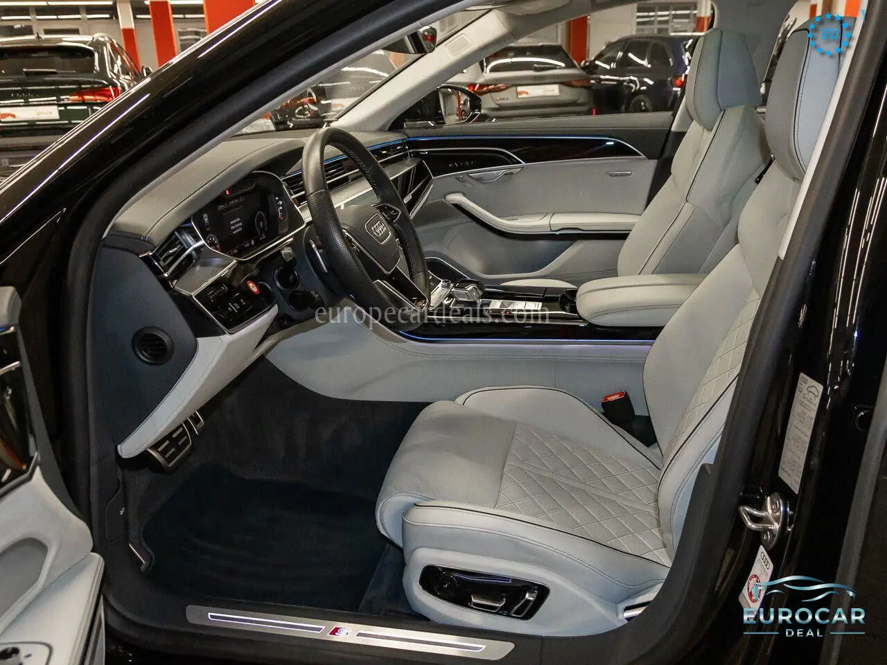 Audi S8