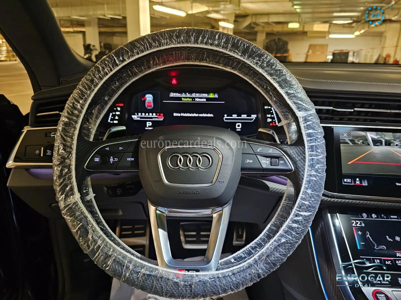 Audi RSQ8