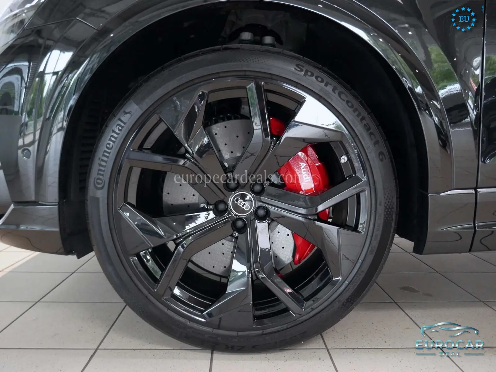 Audi RSQ8