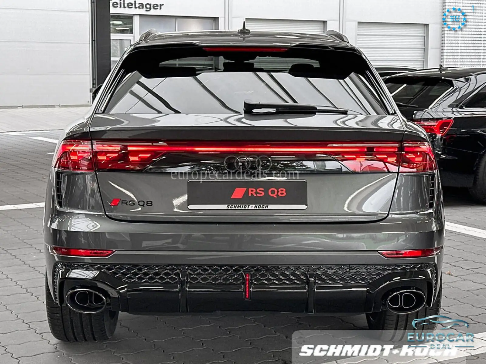 Audi RSQ8