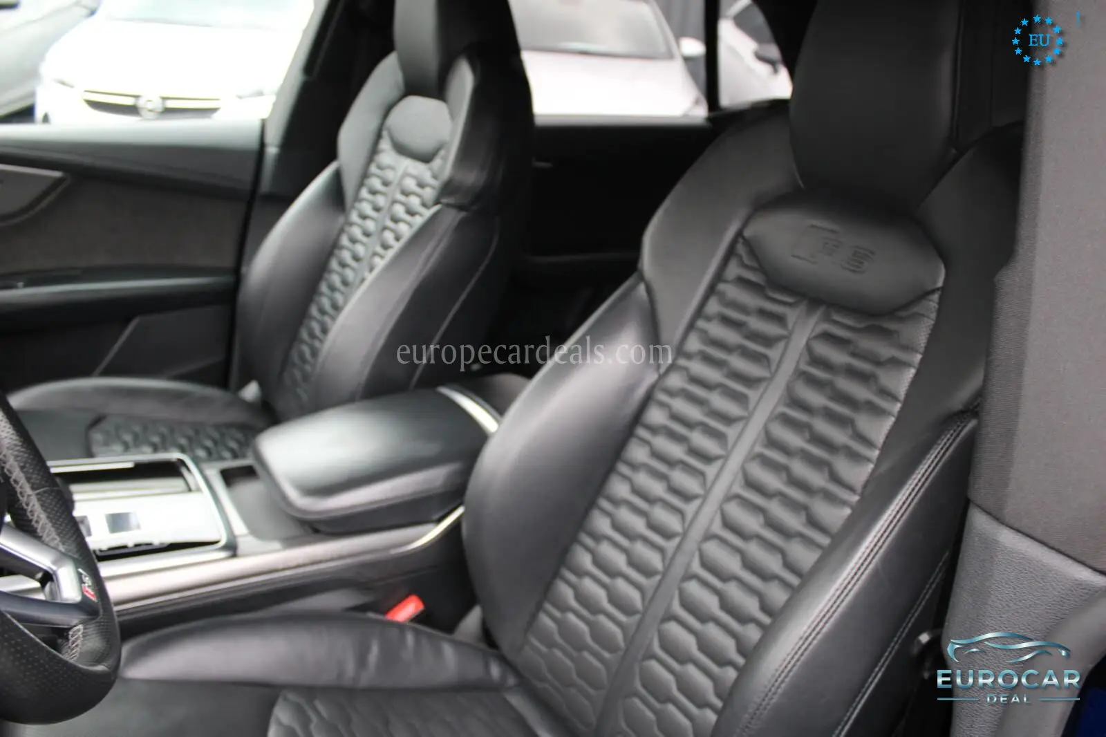 Audi RSQ8