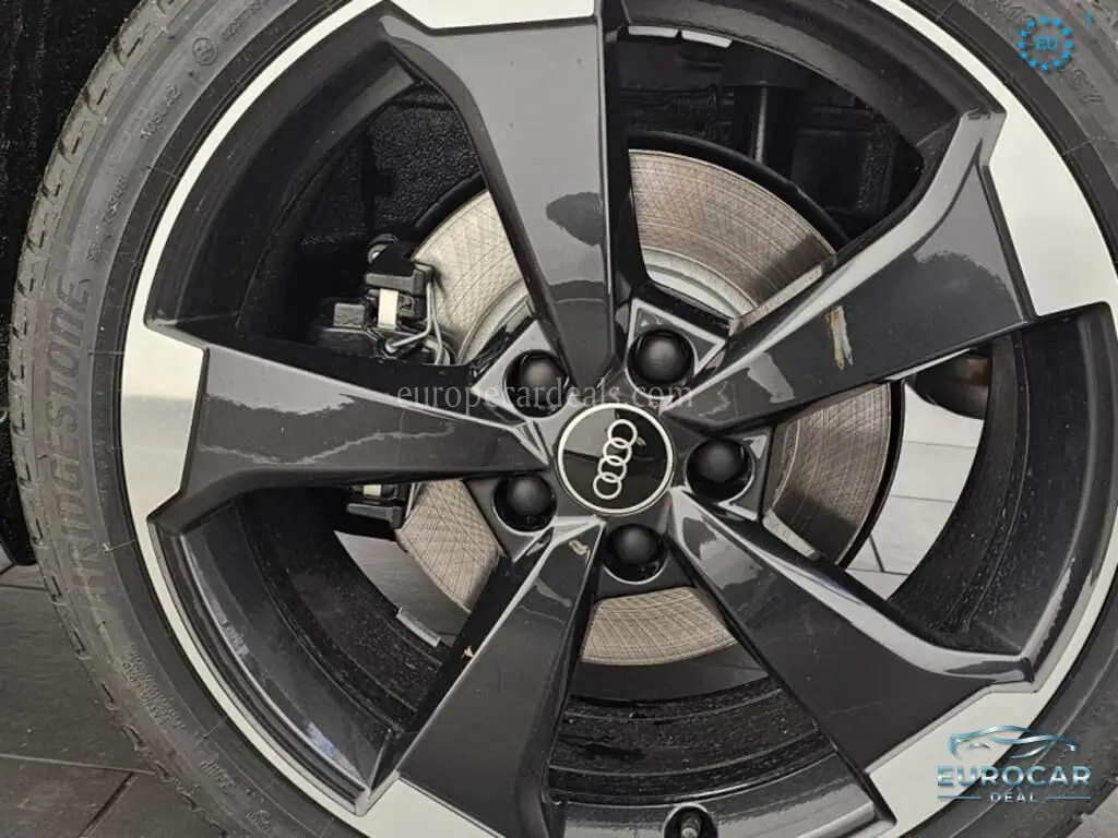 Audi SQ2