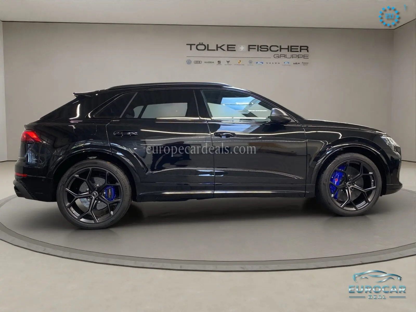 Audi RSQ8