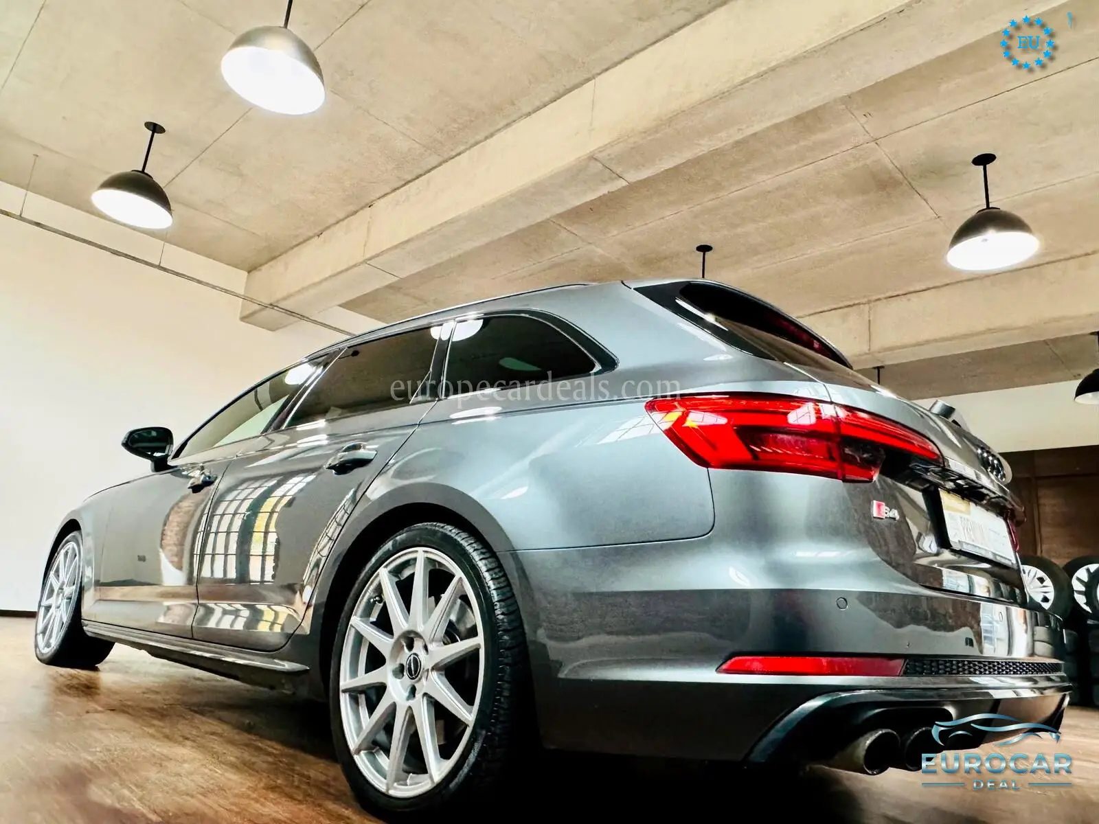 Audi S4