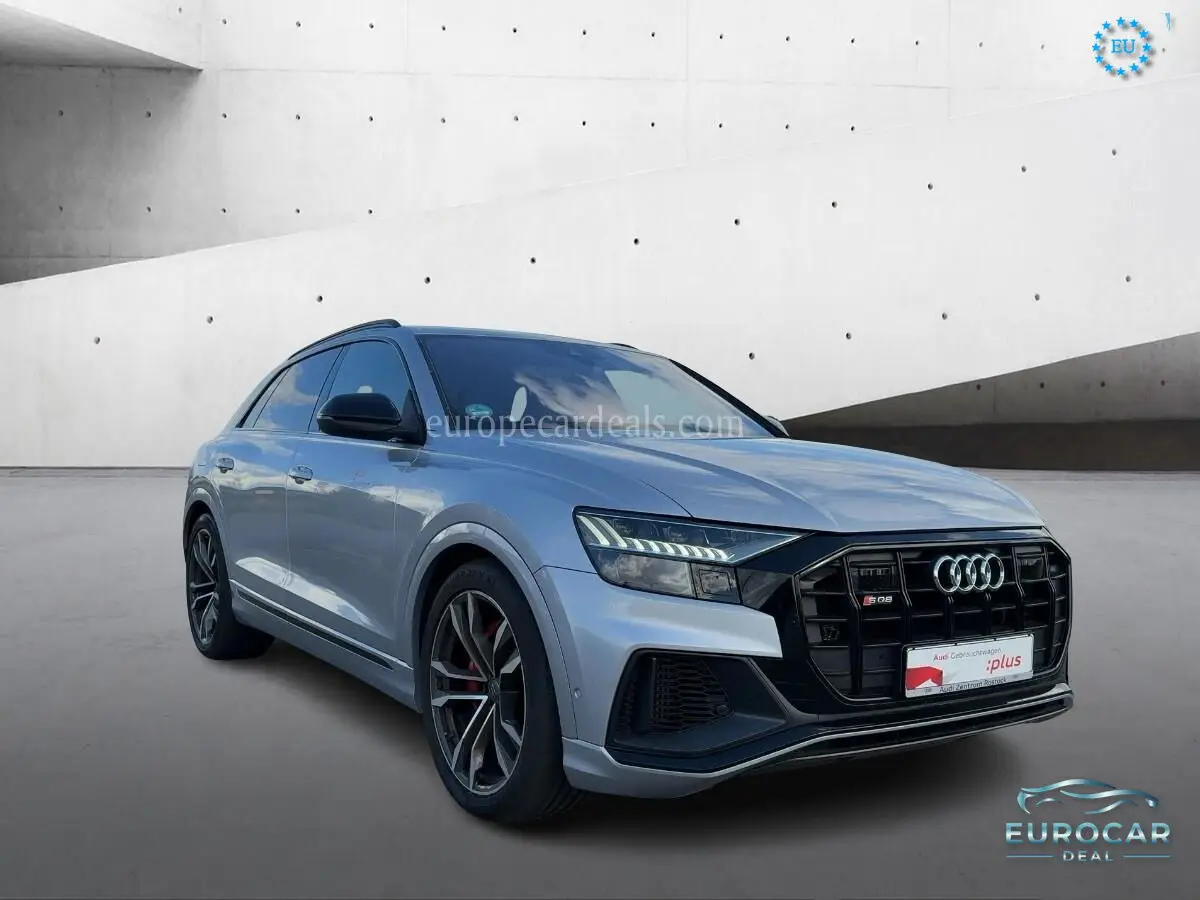 Audi SQ8
