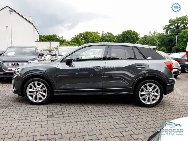 Audi SQ2