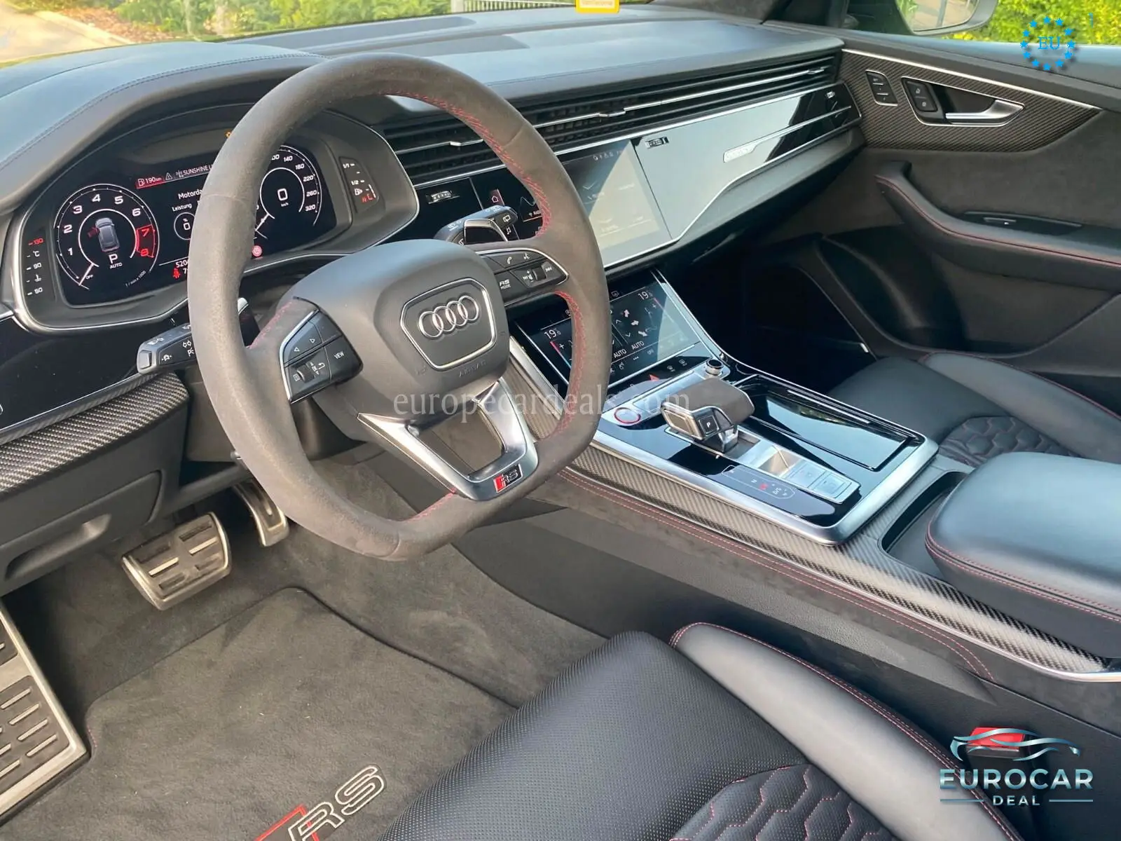 Audi RSQ8