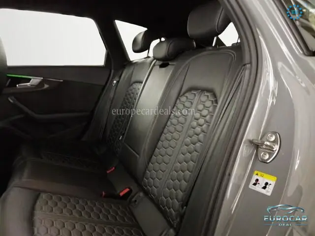 Audi RS4
