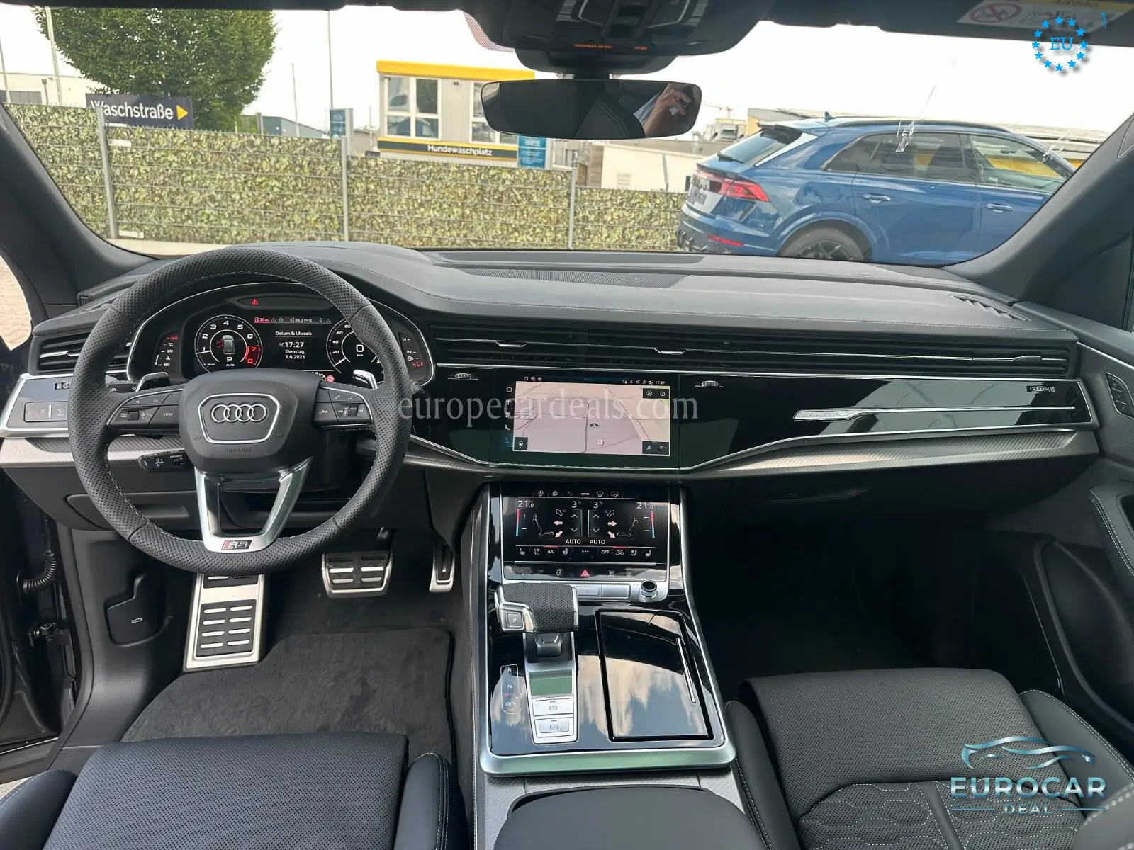 Audi RSQ8