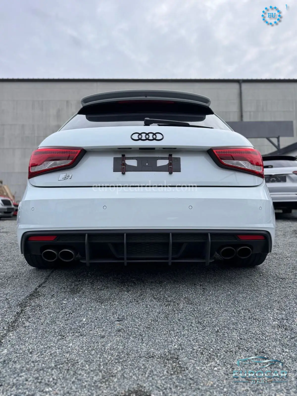 Audi S1