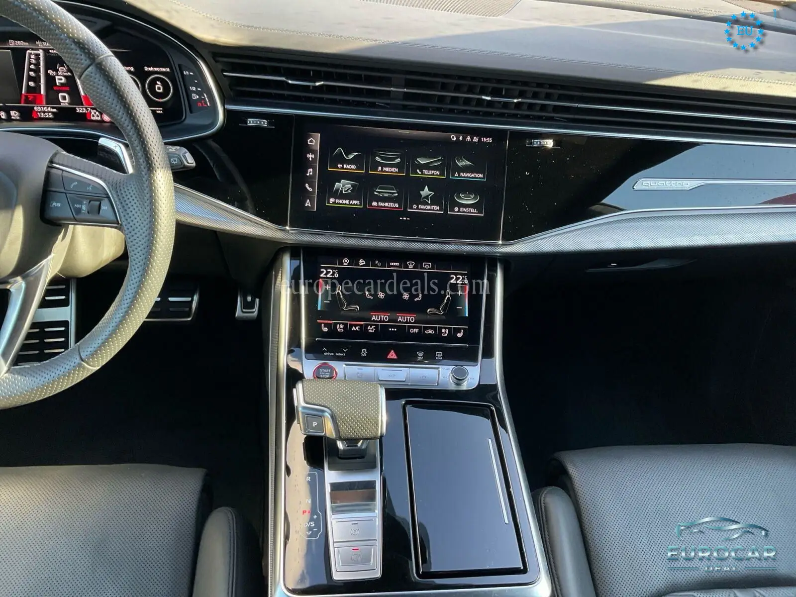 Audi RSQ8