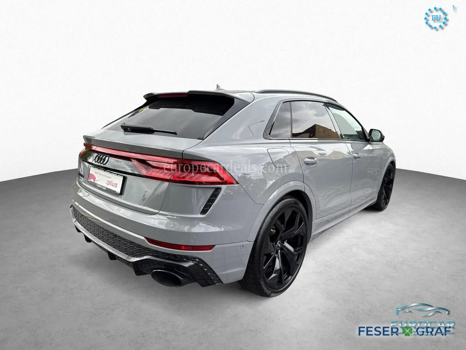 Audi RSQ8