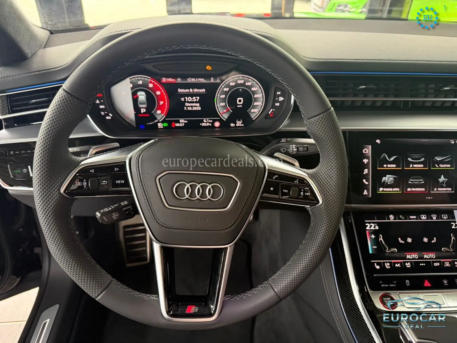 Audi S8