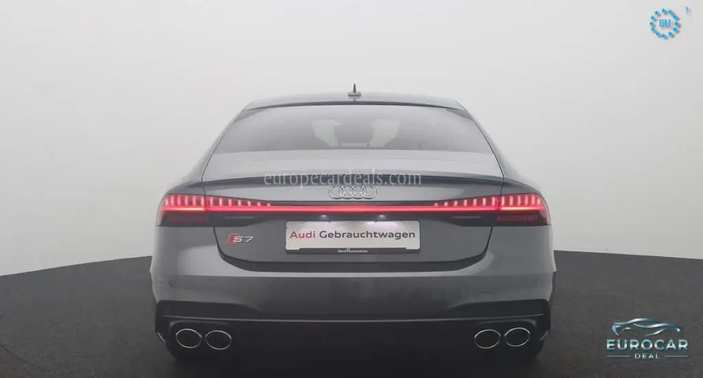 Audi S7