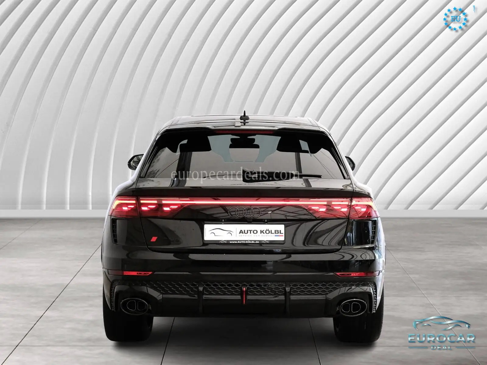 Audi RSQ8