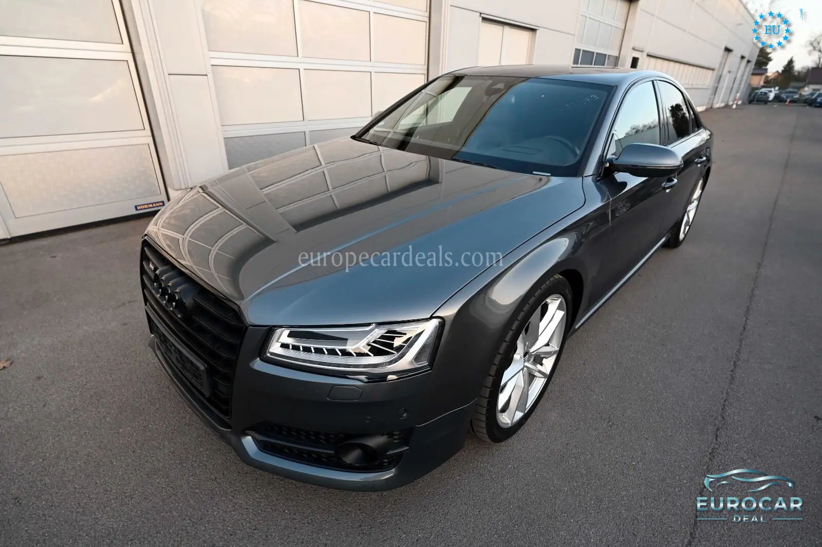 Audi S8