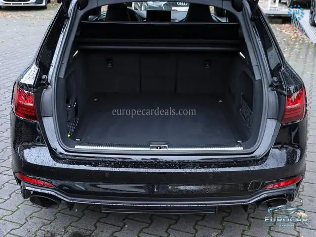 Audi RS4