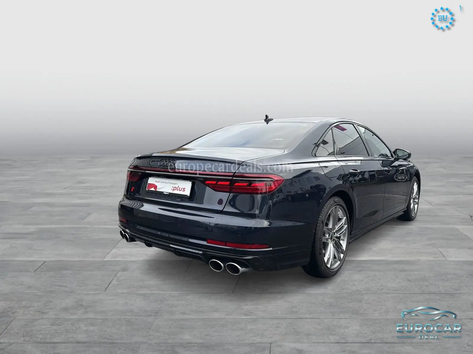 Audi S8