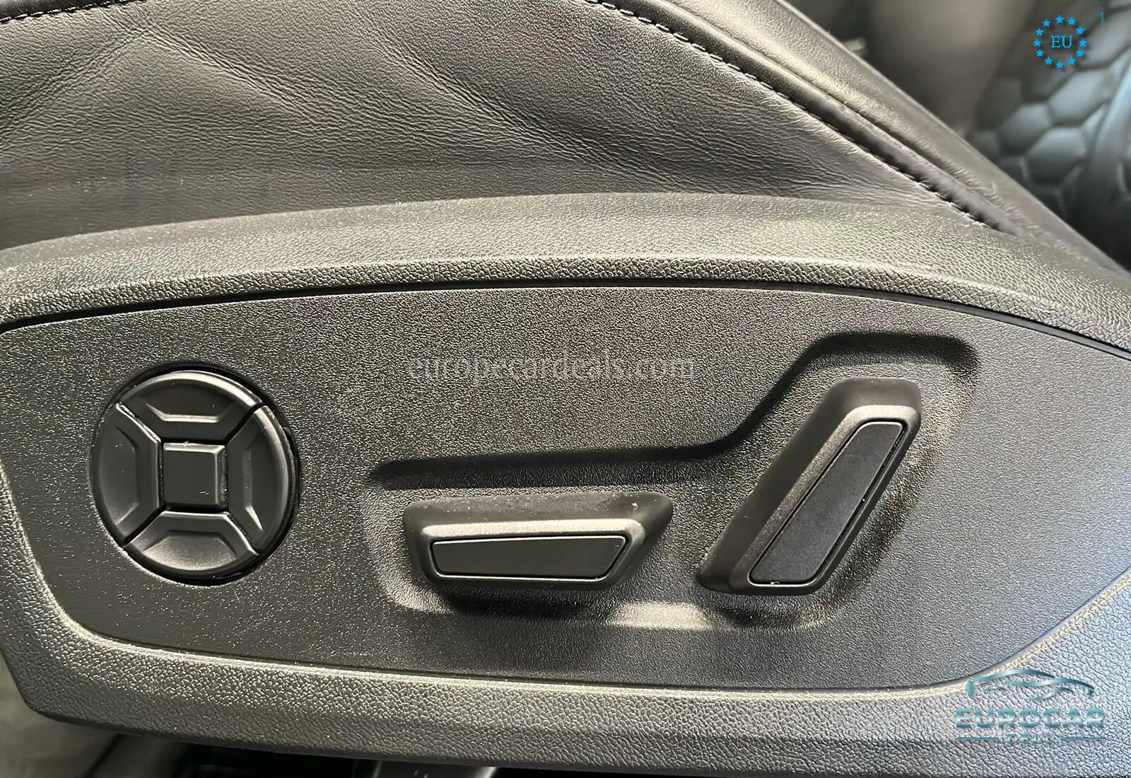Audi RSQ3