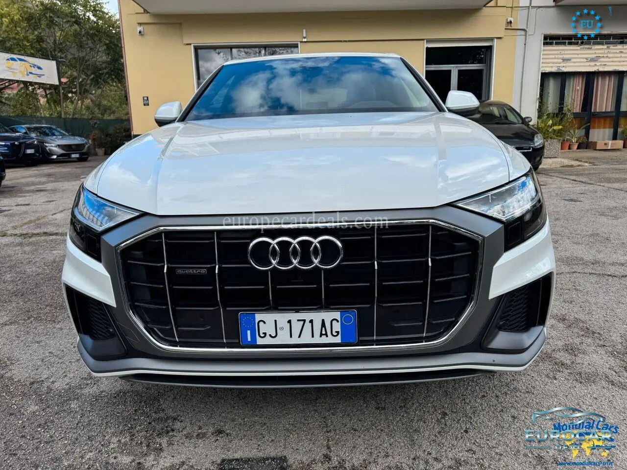 Audi Q8