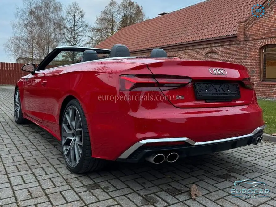 Audi S5