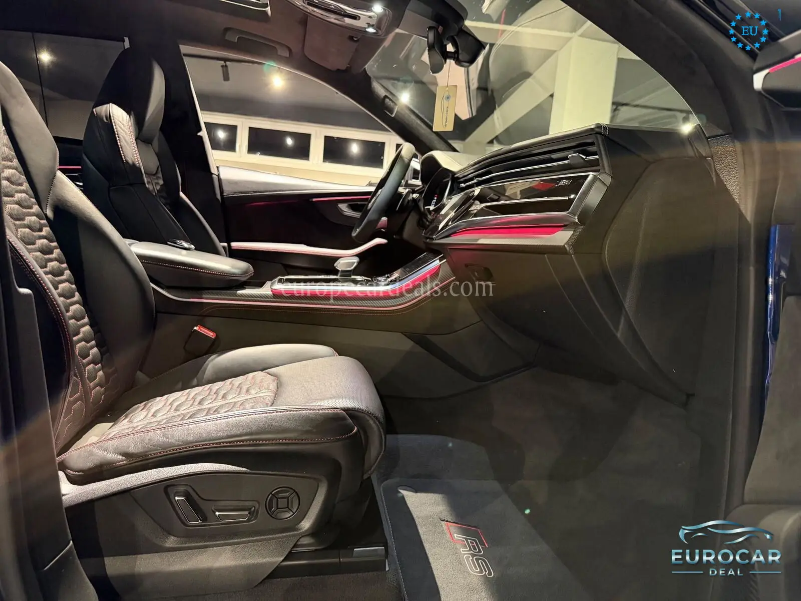 Audi RSQ8