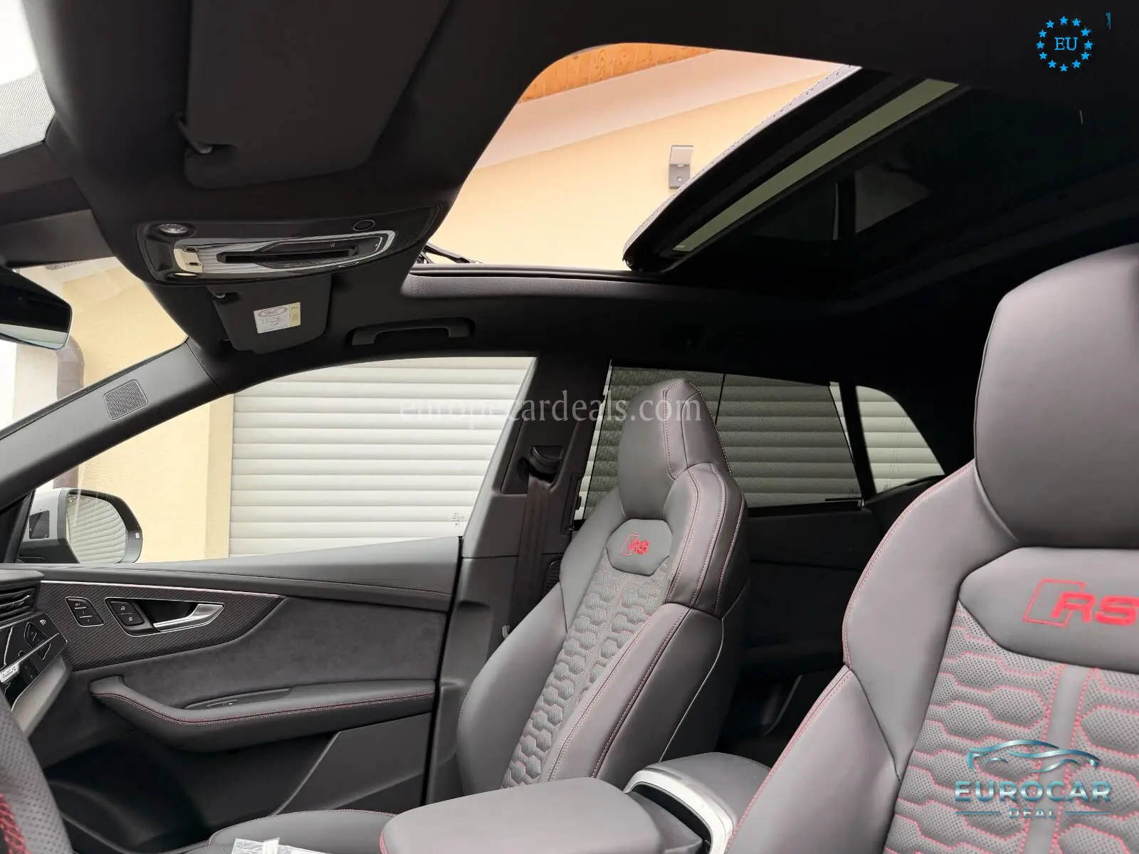 Audi RSQ8
