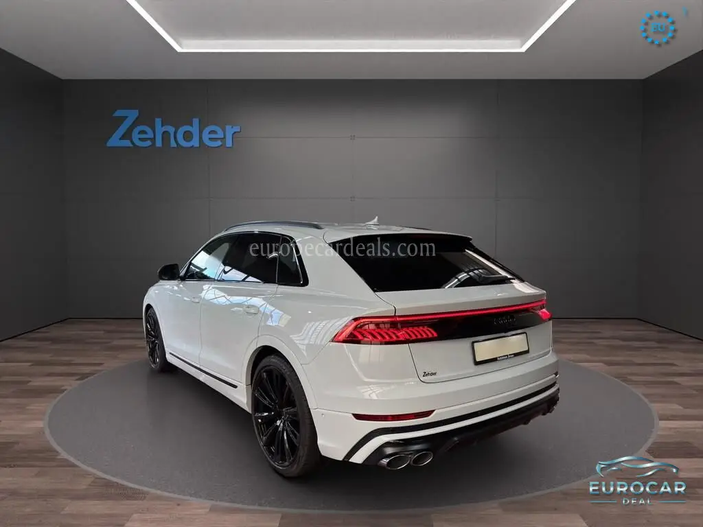 Audi SQ8
