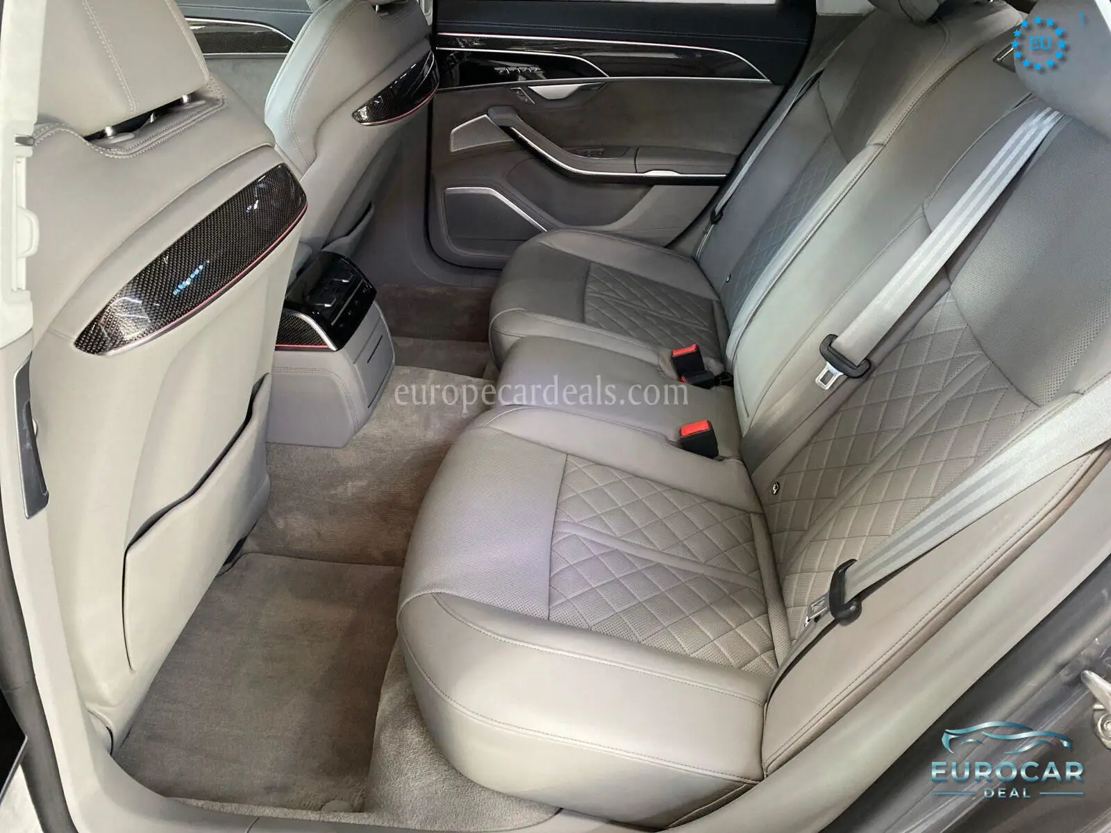 Audi S8