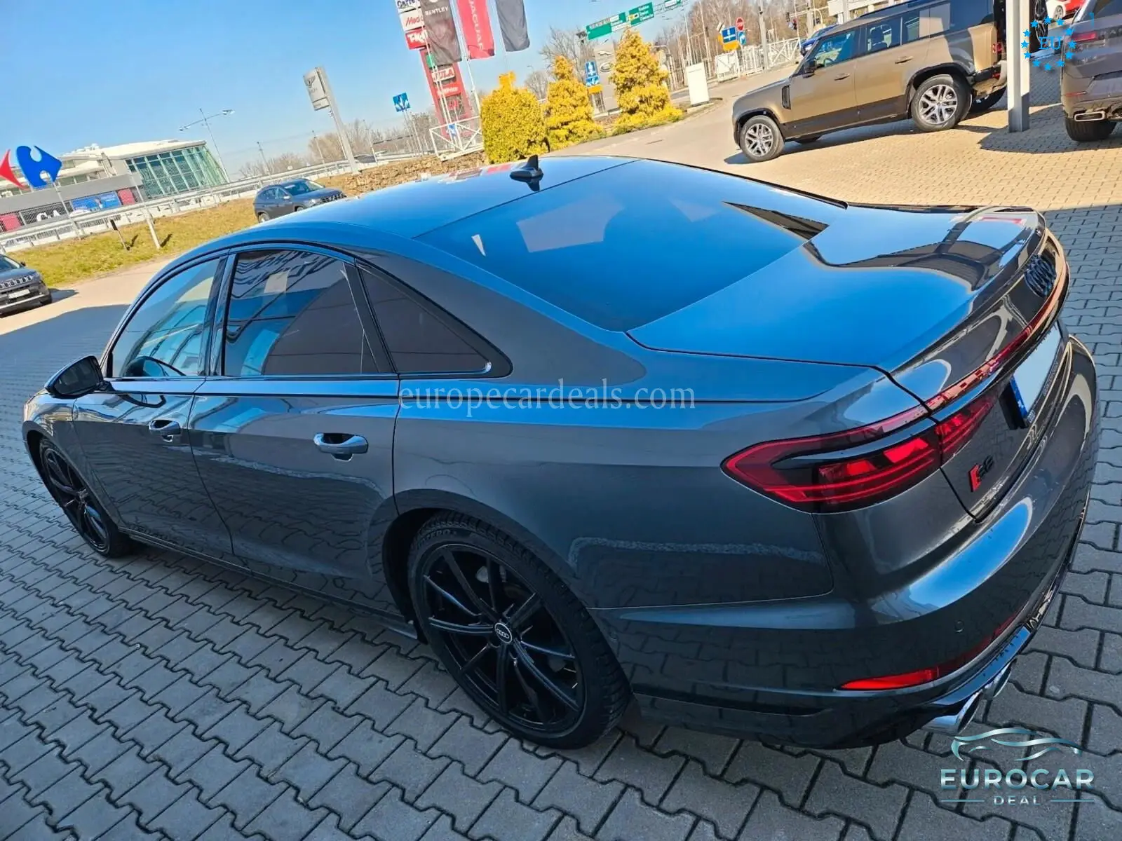 Audi S8
