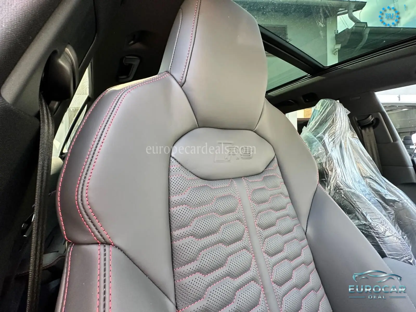Audi RSQ8