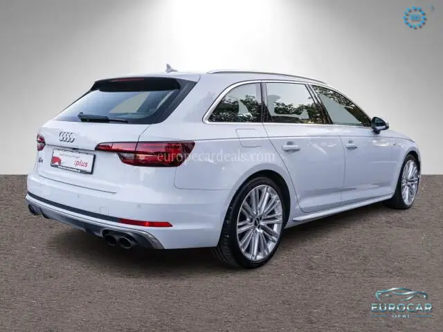 Audi S4